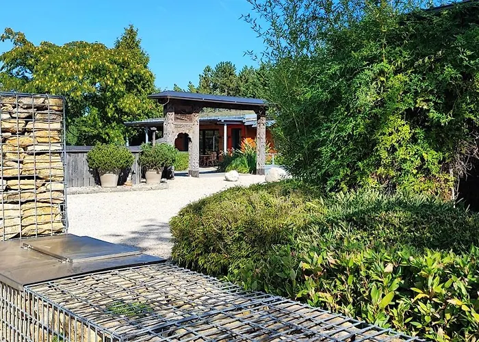 Les Chalets De Maramour